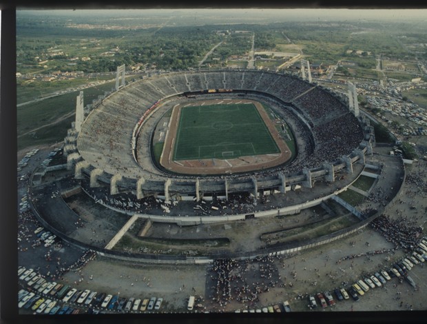 Veja a evolução do Estádio Castelão através dos seus 39 anos