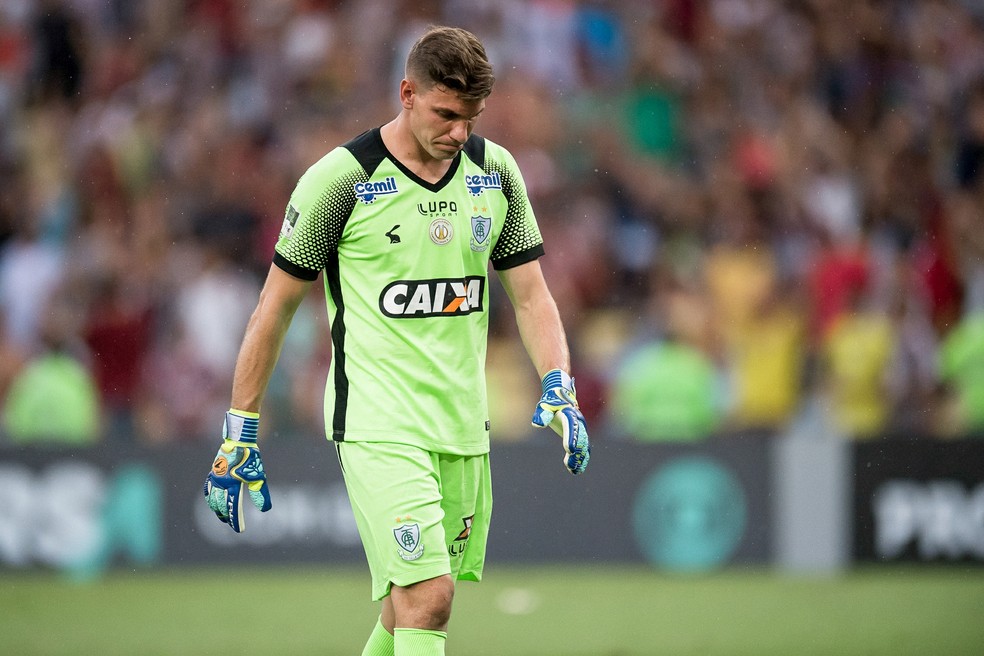 Mais da metade do elenco do América-MG tem contrato ...