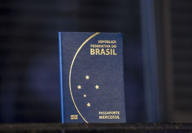 Passaporte - Brasil - brasileiro passaporte brasileiro (Foto: Marcelo Camargo/Agência Brasil)
