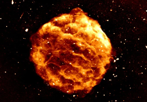 Remanescente de supernova, G261.9+5.5 (Foto: Divulgação/Pawsey Supercomputing Research Centre)
