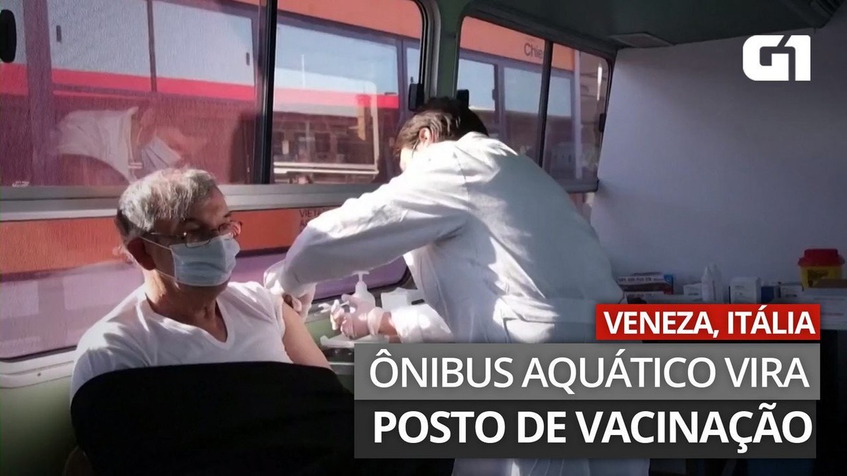 Ônibus aquático de Veneza, na Itália, é transformado em centro de vacinação; veja vídeo