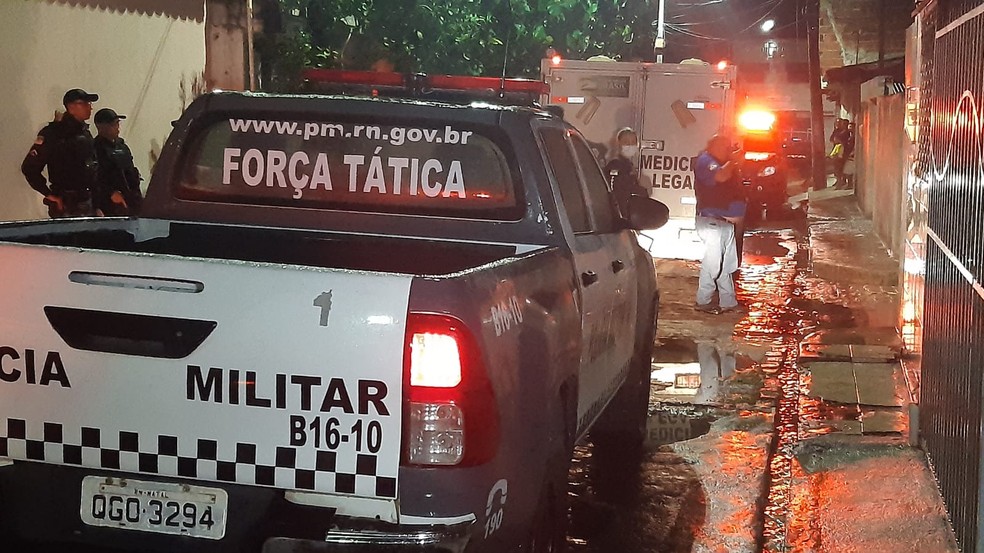 Crime aconteceu no bairro Golandim, em São Gonçalo do Amarante — Foto: Sérgio Henrique Santos/Inter TV Cabugi