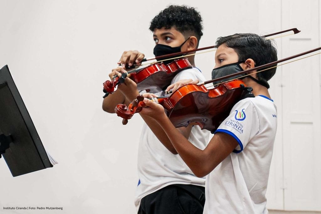 Instituto abre inscrições para aulas gratuitas de música e canto para crianças em MT