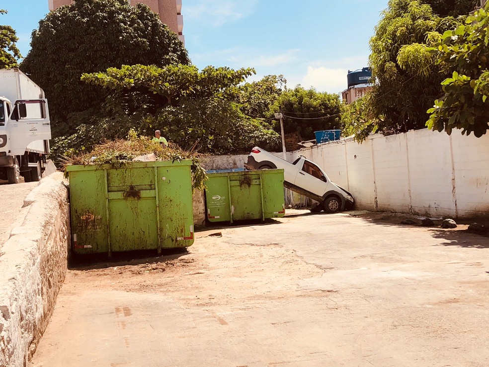 Acidente aconteceu no ecoponto de descarte de material reciclável da prefeitura de Maceió — Foto: Ascom Samu