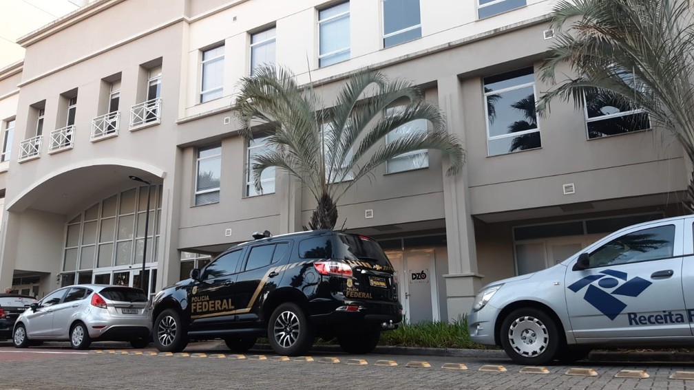 Polícia Federal cumpre mandados em Campinas contra crimes financeiros — Foto: Paulo Gonçalves/EPTV