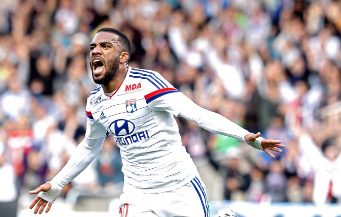 França. Autocarro da equipa do Lyon foi atacado antes de um jogo