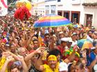 Foliões curtem último dia de Carnaval