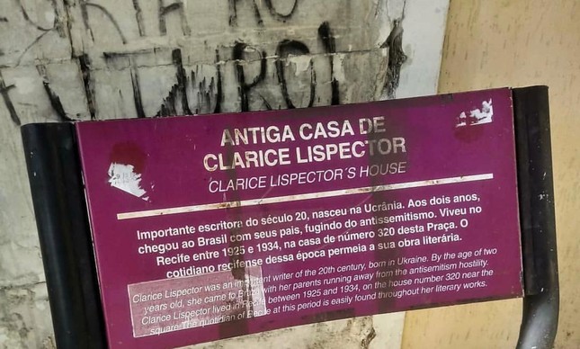 Clarice Lispector: descaso com a casa  onde a escritora passou a infância no Recife