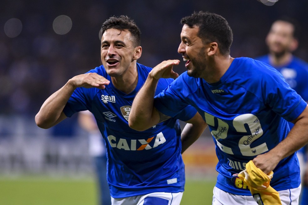 Edilson foi um dos destaques do Cruzeiro na finalíssima do Mineiro (Foto: Agência i7)