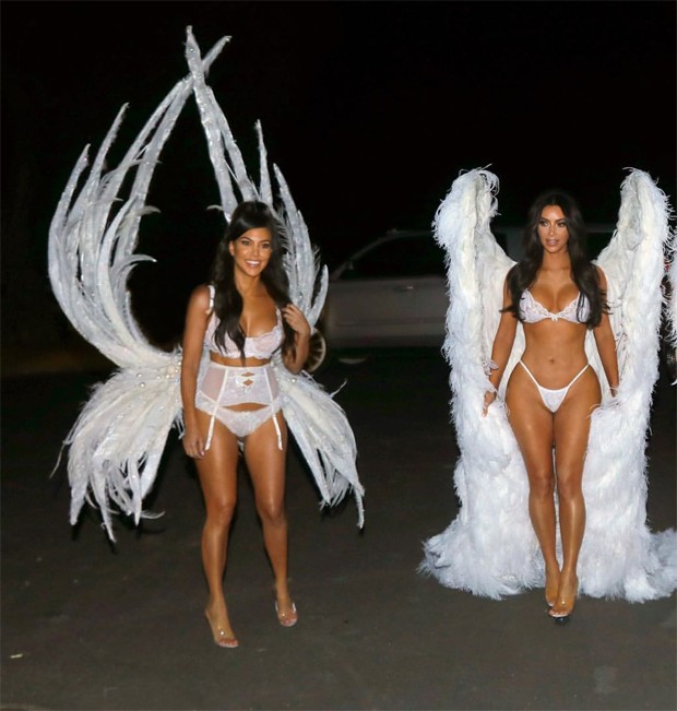 Irmãs KardashianJenner se vestem de Angels da Victoria's Secret para o