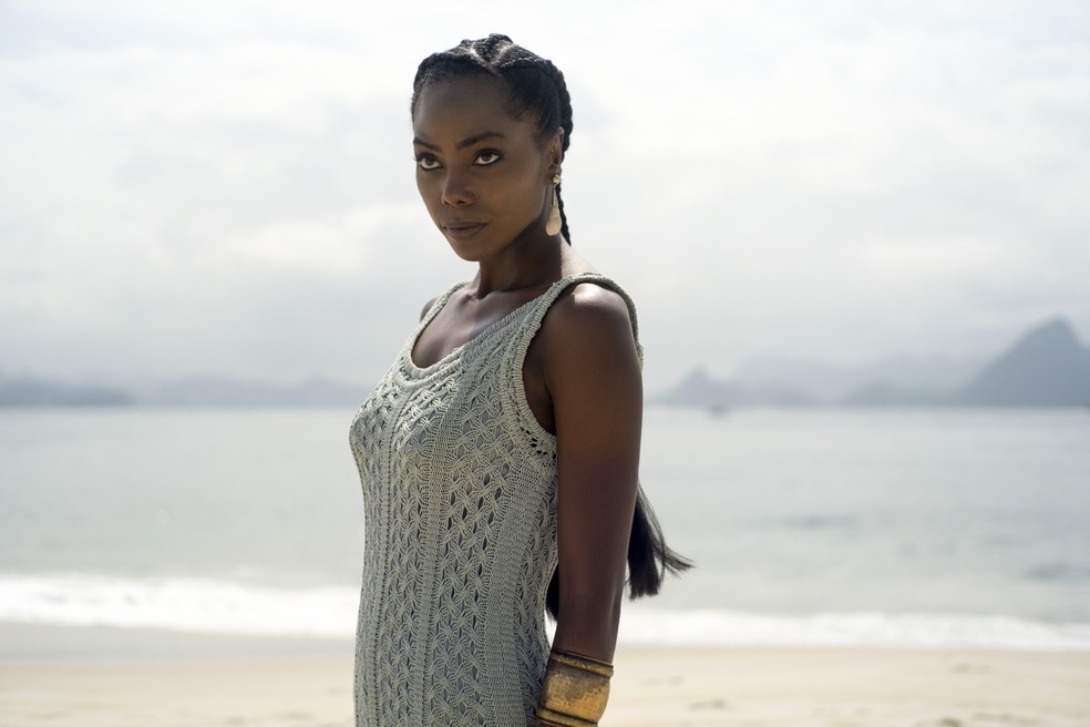 Jessica Córes é Camila, a Iara de Cidade Invisível — Foto: Divulgação/Netflix