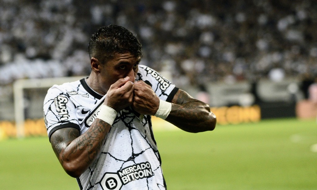 Paulinho artilheiro e Fagner garçom: trintões do Corinthians iniciam ano com bons números