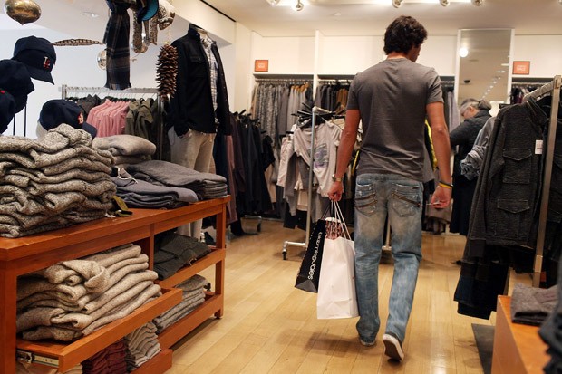 Varejo não consegue acompanhar crescimento em vendas de lojas online (Foto: Getty Images)