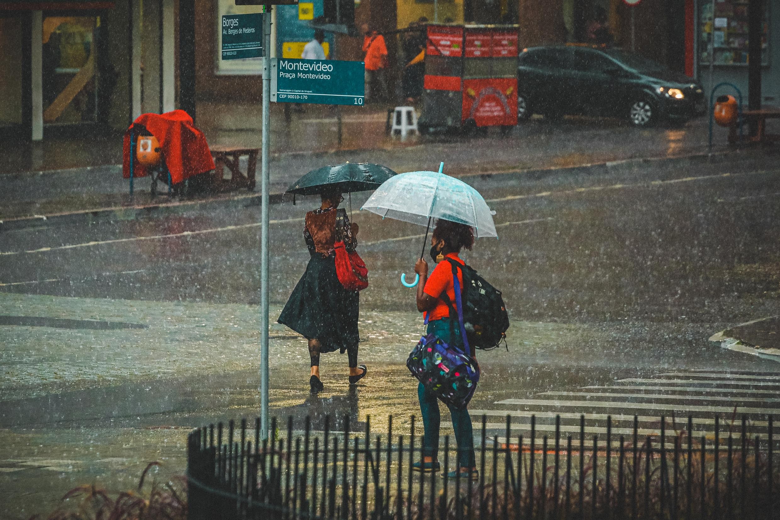 Maio começa com chuva no RS, indica previsão do tempo