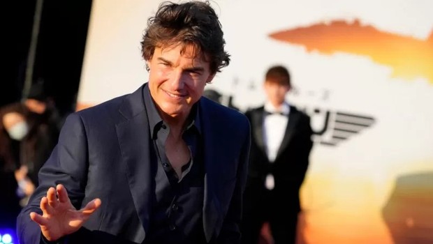 Tom Cruise na estreia de Top Gun: Maverick no Japão (Foto: GETTY IMAGES via BBC)