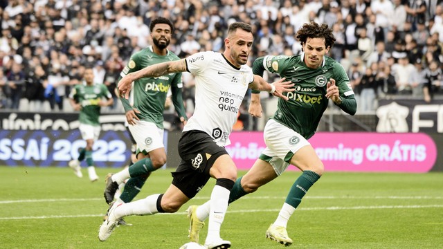 Em jogo adiado, Corinthians vence o Goiás e entra no G6 do Brasileiro -  Lance!