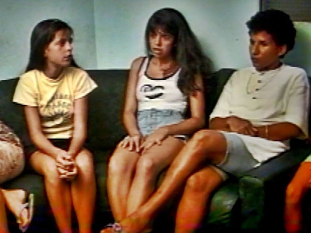 Valquíria (à esq.), Liliane (centro) e Kátia (à dir.) em 1996; meninas teriam visto a criatura (Foto: Arquivo EPTV)