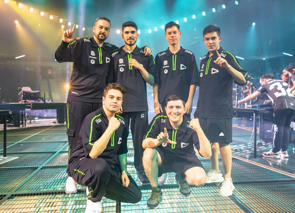 LOUD quase buscou o reverse sweep, mas perdeu na Icebox no overtime e amargou o vice-campeonato — Foto: Colin Young-Wolff/Riot Games