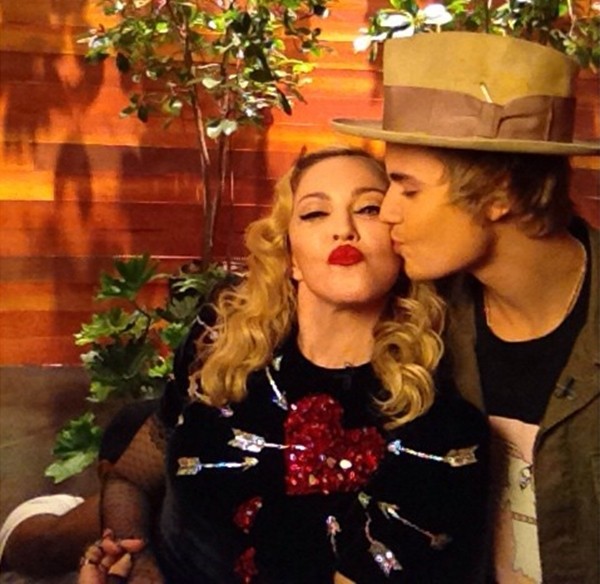 Madonna e Justin Bieber  (Foto: Twitter)