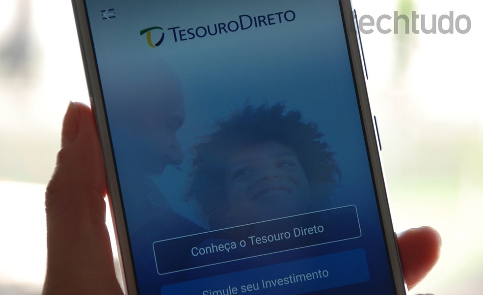 É possível investir no Tesouro Direto pelo celular — Foto: Raquel Freire/TechTudo