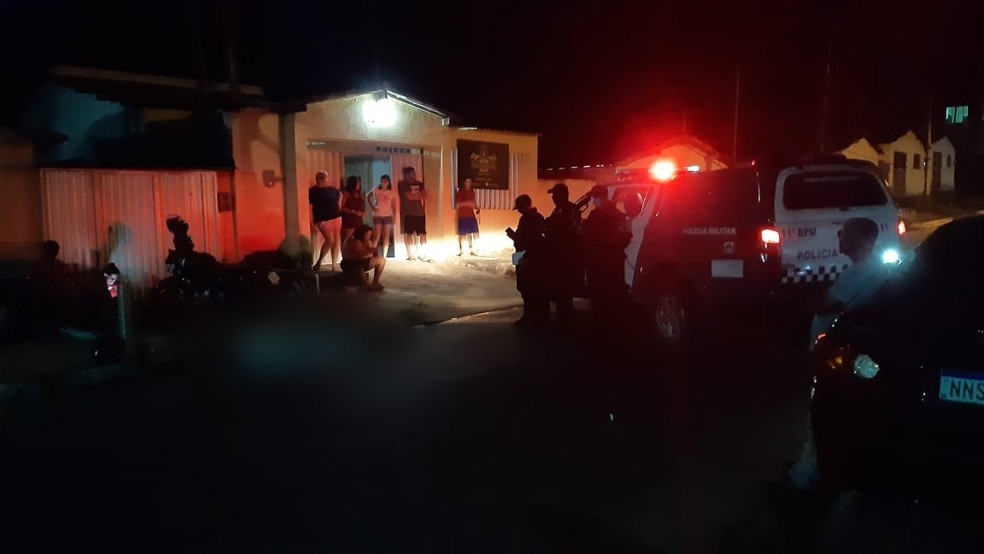 Homem foi morto durante assalto em Macaíba, segundo a PM — Foto: Sérgio Henrique Santos/Inter TV Cabugi