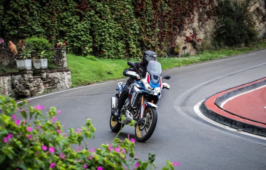 Honda CRF 1100L Africa Twin — Foto: Divulgação