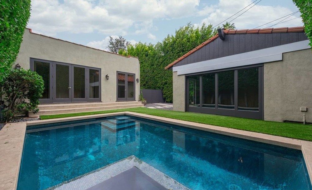 Charlize Theron coloca casa na Califórnia à venda por R$ 9,9 milhões (Foto: Divulgação/Realtor)