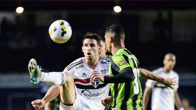 Calleri em São Paulo x América-MG
