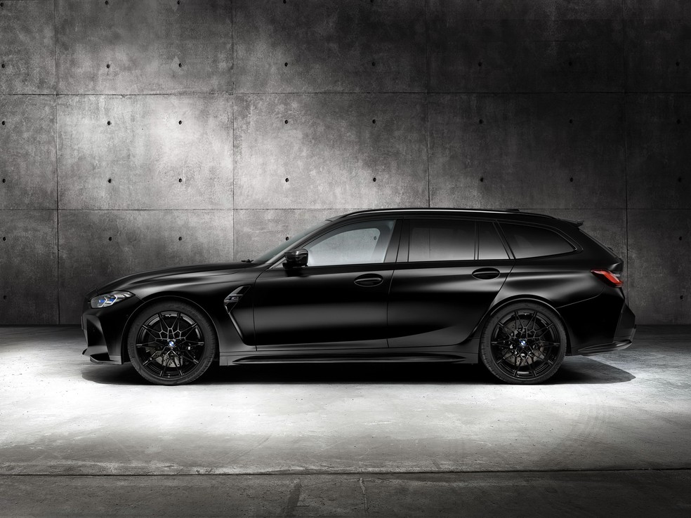 Perua tem porte semelhante ao da Audi RS 4 Avant — Foto: Divulgação