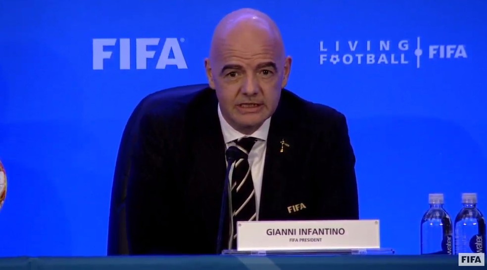 Presidente da Fifa, Gianni Infantino, fez anúncio em coletiva — Foto: reprodução