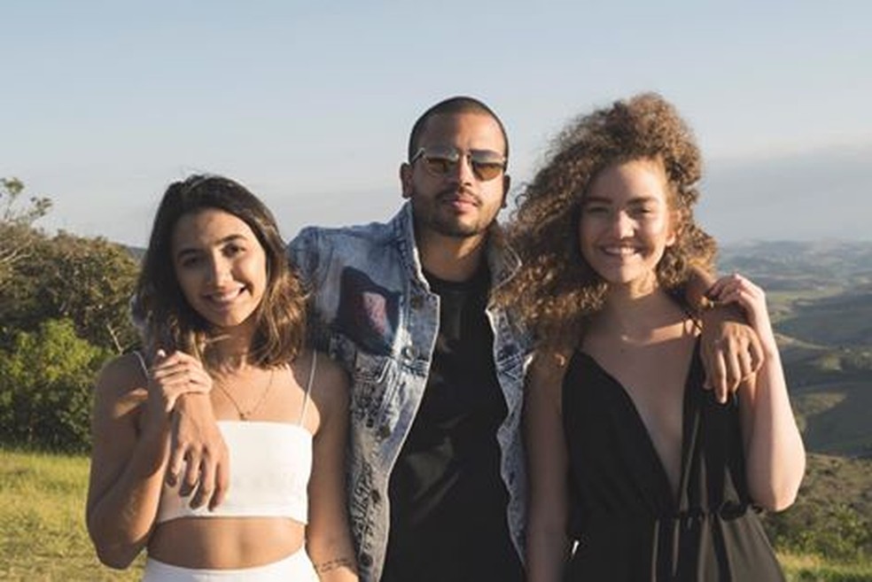 Projota E Anavitória Lançam Clipe De Linda Com Participação De