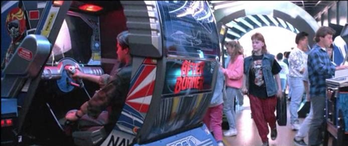 Um dos mais importantes arcades dos anos 80, After Burner aparece no filme Terminator 2 (Foto: Reprodução/Eurogamer)
