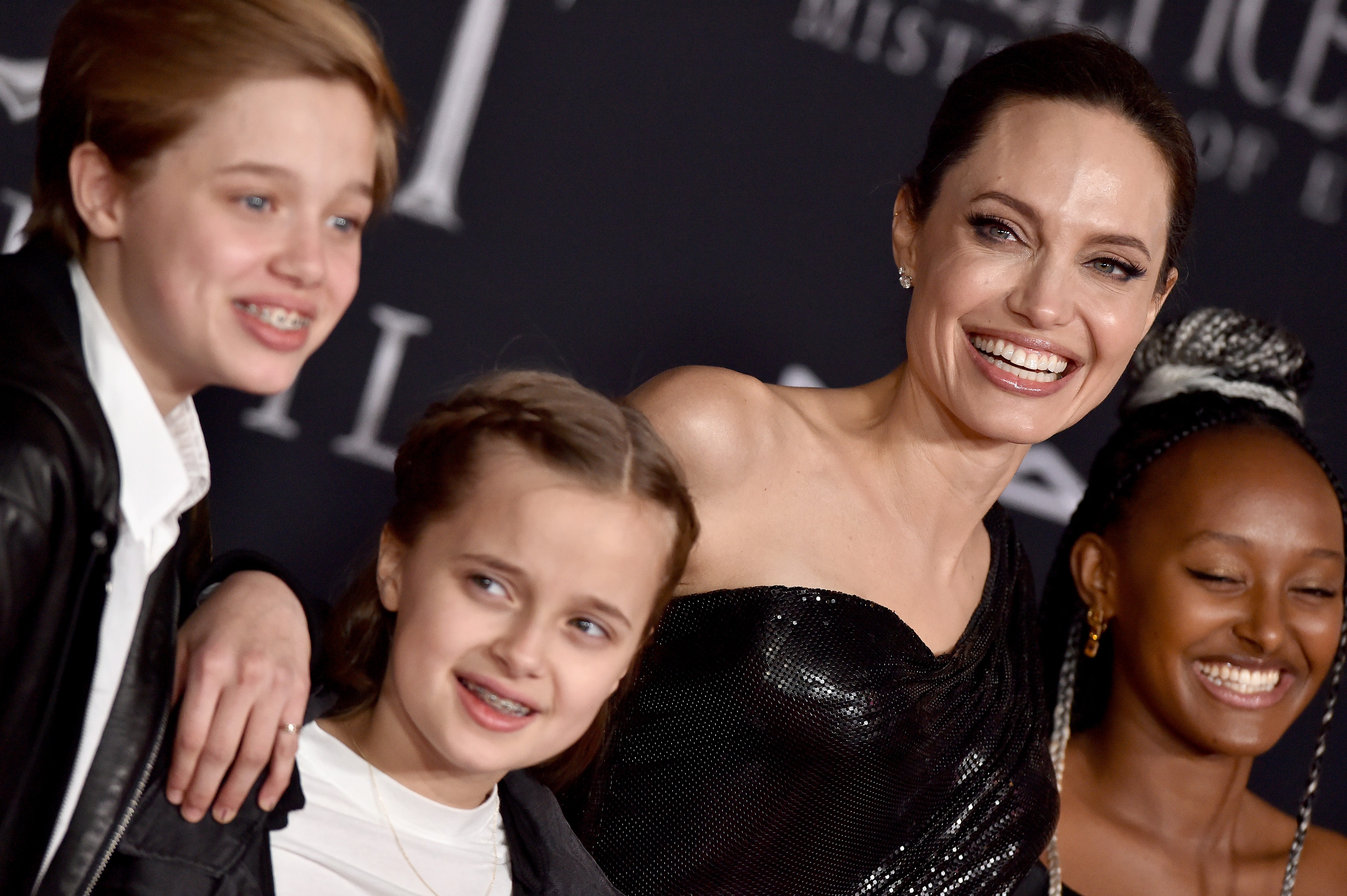 Angelina Jolie e os filhos (Foto: Getty Images)