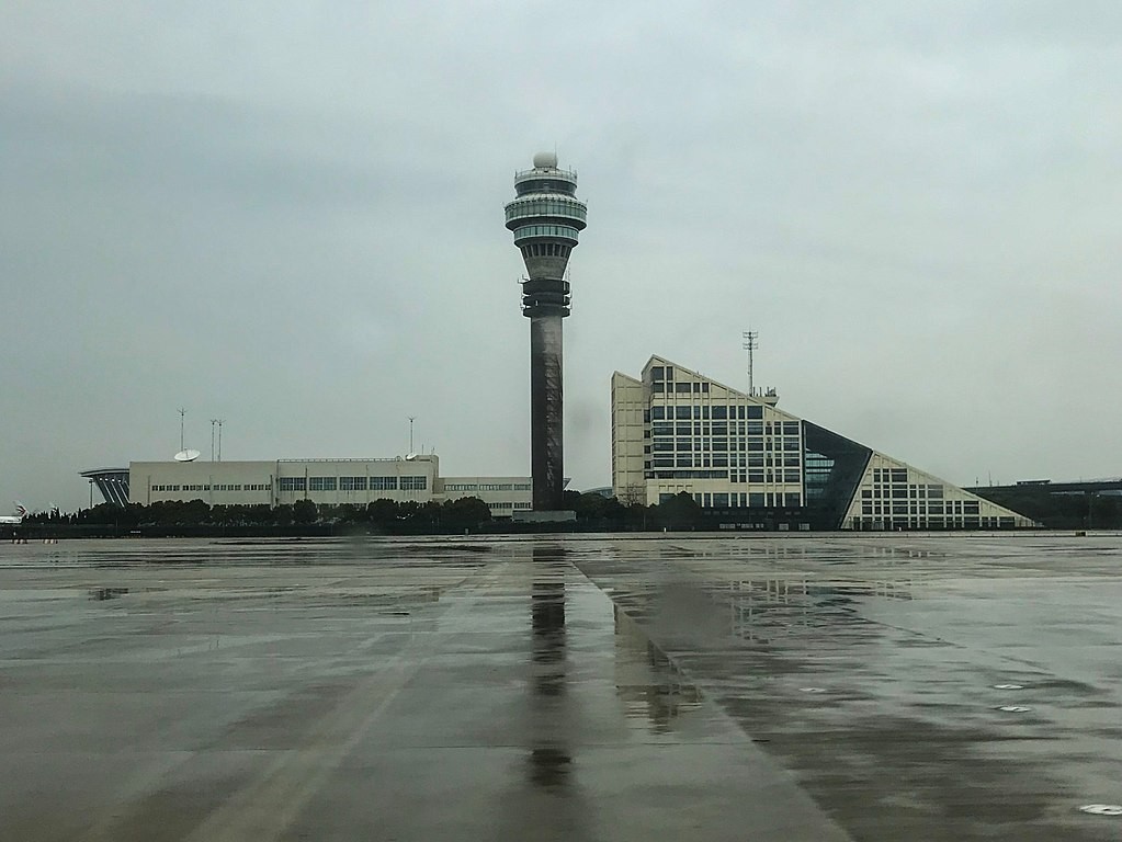 O aeroporto de Xangai está em funcionamento de 1999 (Foto: Reprodução / Wikipedia / Fayhoo)