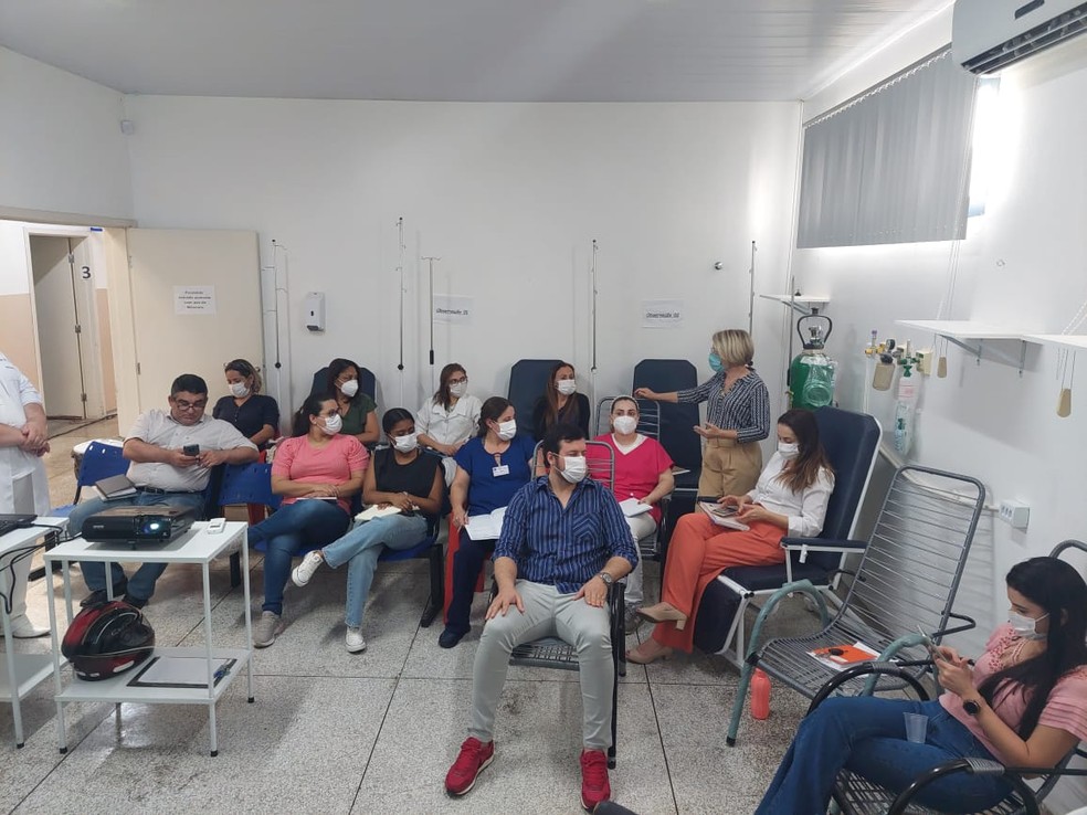 Equipe da Sesau recebeu capacitação sobre a varíola dos macacos nesta sexta-feira (26) — Foto: Cedida