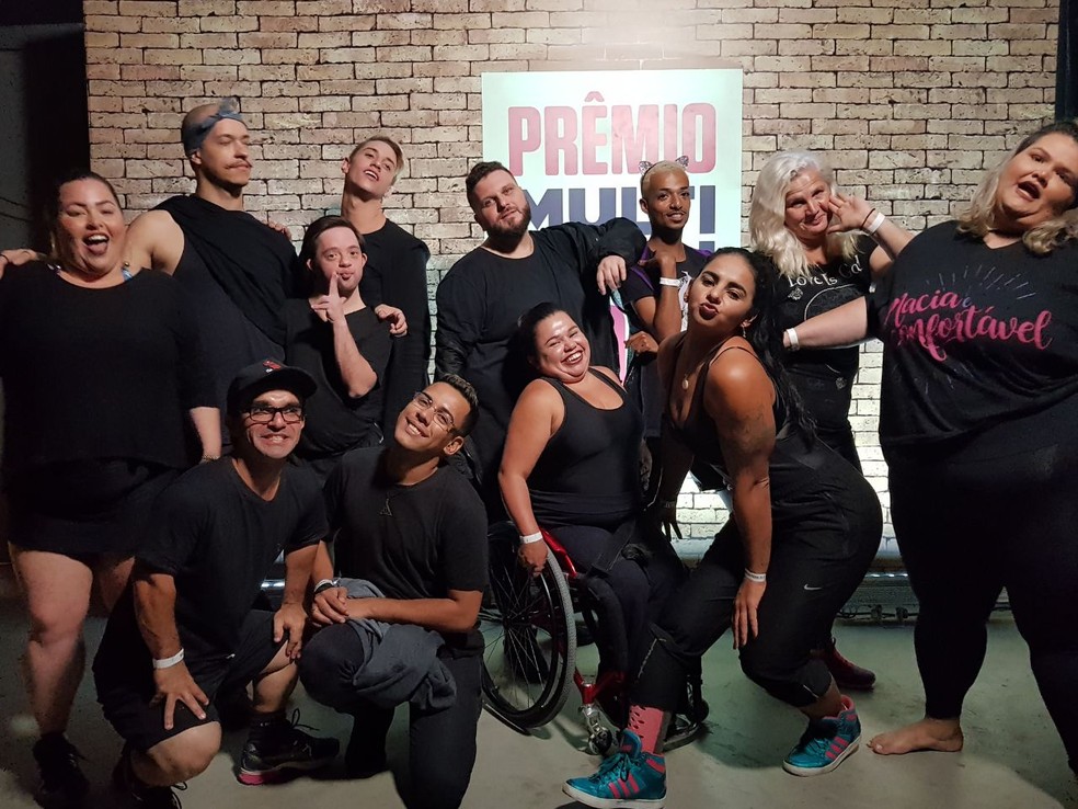 Com balé inclusivo, Anitta realiza sonho de atleta paralímpica | paralimpíadas | ge