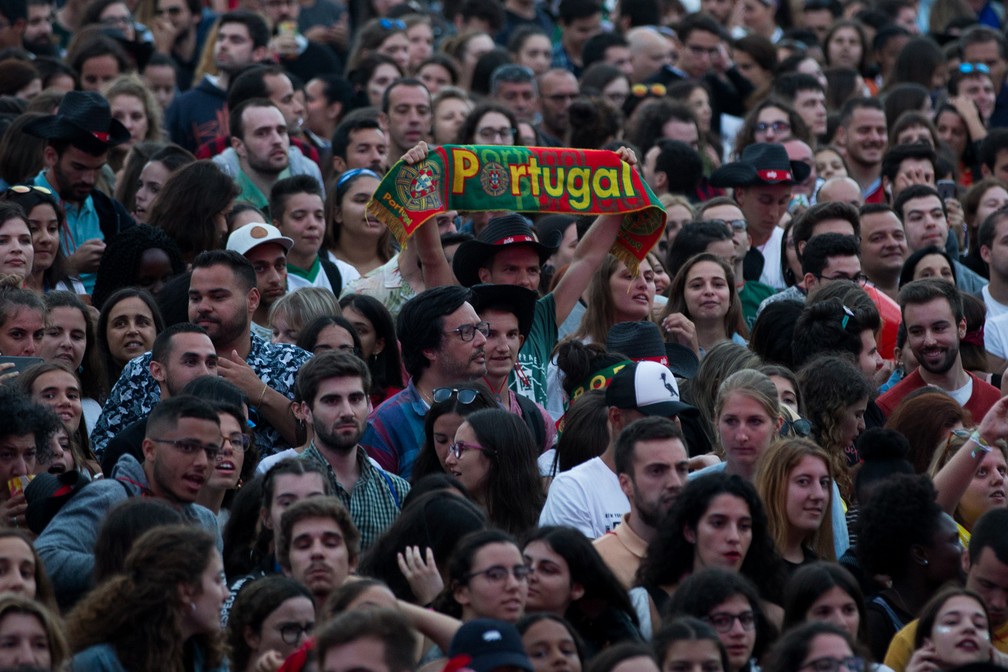 Portugueses acompanham jogo da Copa do Mundo durante o Rock in Rio Lisboa (Foto: Divulgação)