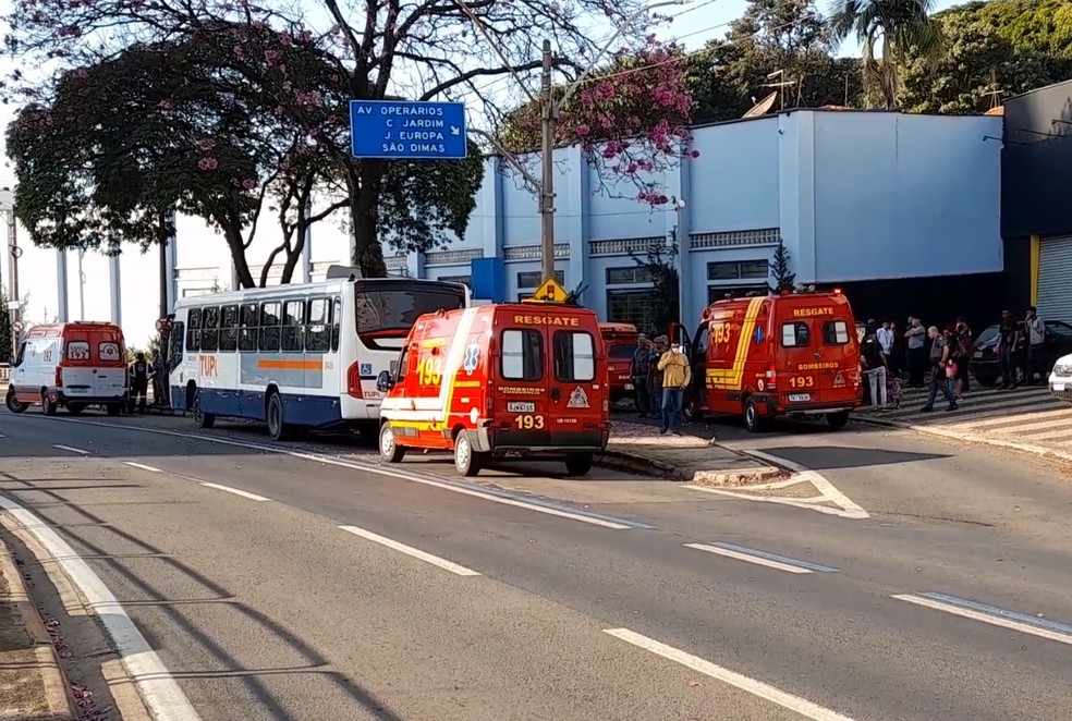 Local onde aconteceu o ataque, em uma das principais avenidas de Piracicaba — Foto: Edijan Del Santo/ EPTV