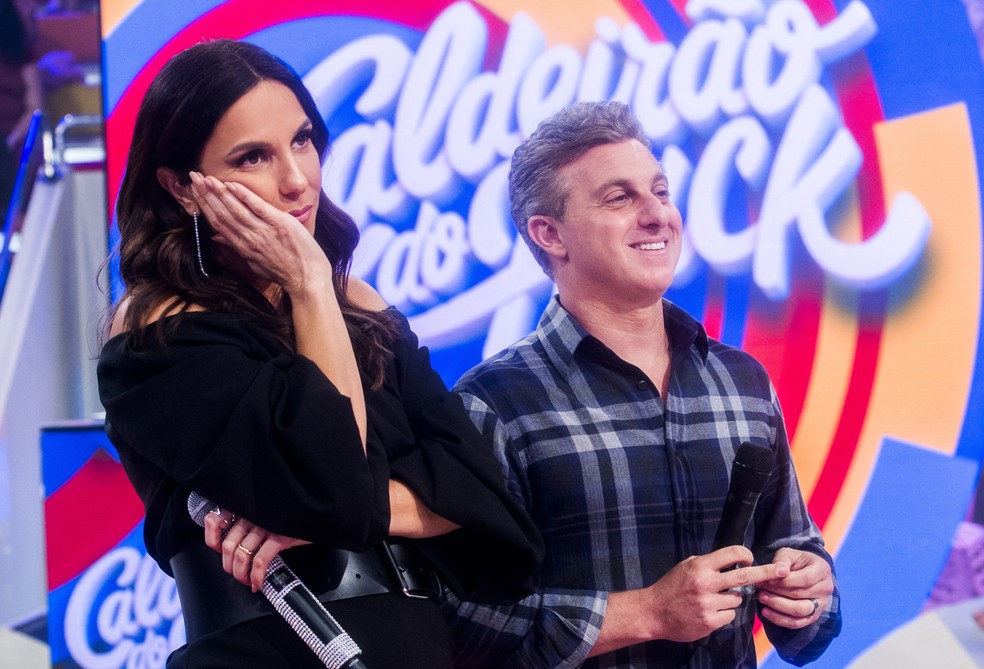 Ivete ficou emocionada com os depoimentos colhidos pela produção do programa (Foto: TV Globo/João Miguel Júnior)