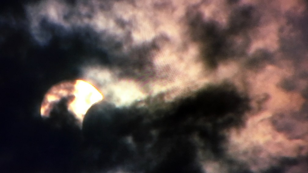 Eclipse solar em João Pessoa, Paraíba (Foto: Reprodução/TV Cabo Branco)