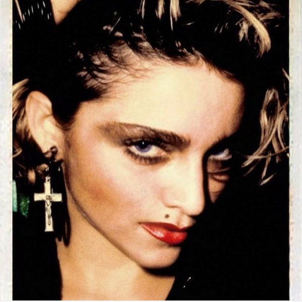 A foto compartilhada pela cantora Madonna em post sobre sua cinebiografia (Foto: Instagram)