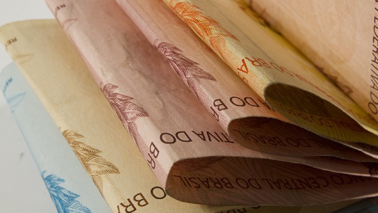 dinheiro-real-moeda-cedula-brasil-economia (Foto: Marcos Santos/USP Imagens )