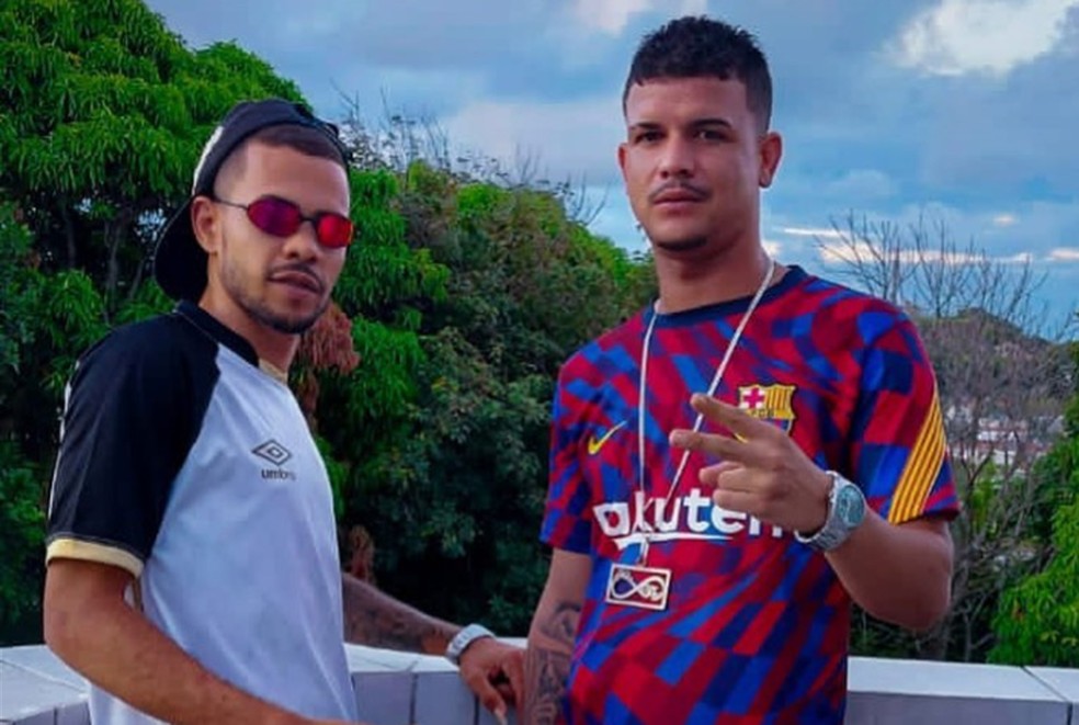 MC Strick e MC Pitbull da Firma (à direita) em foto postada nas redes sociais — Foto: Reprodução/Instagram