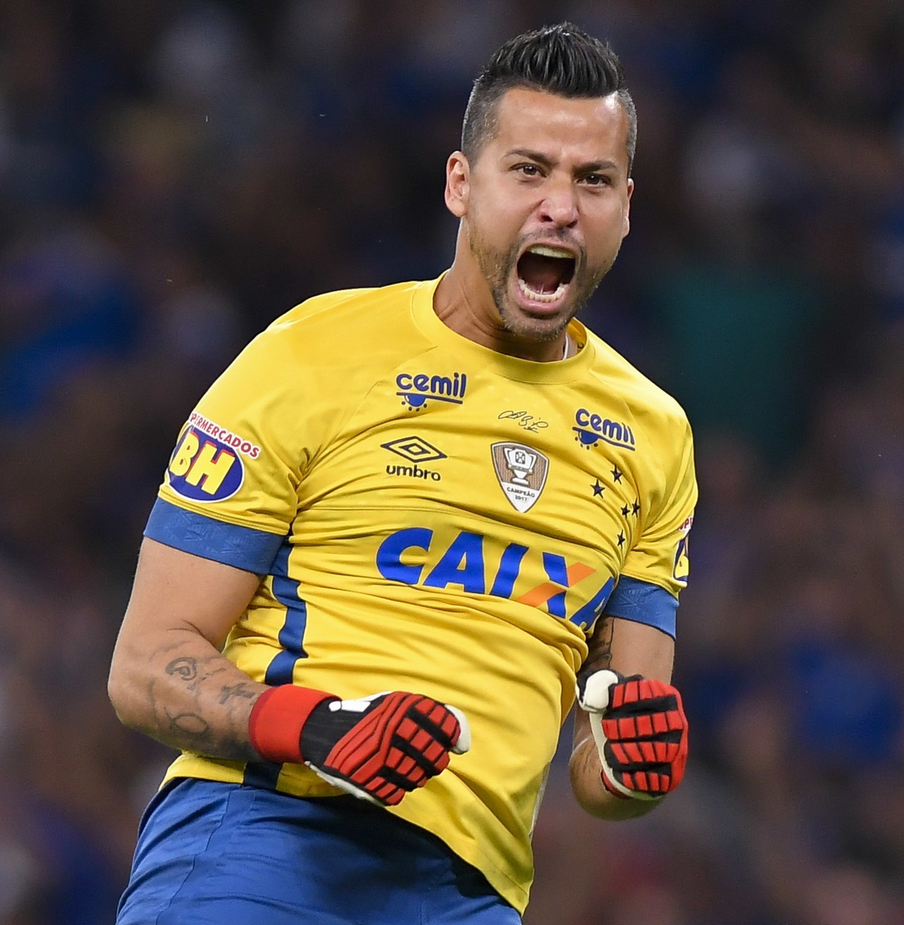 Experiência do Cruzeiro x mescla do Boca: quem leva a melhor na Bombonera?