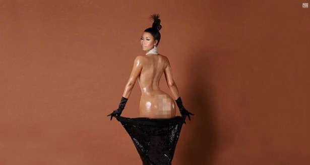 Quem você prefere sensualizando: Kim Kardashian ou Nicki Minaj? (Foto: Reprodução)