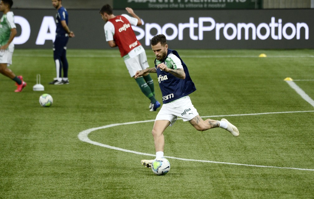 Lucas Lima sai zerado do Mundial e perde espaço no Palmeiras de Abel Ferreira