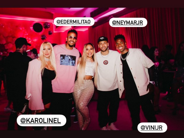 Karoline Lima, Éder Militão, Rafaella, Neymar e Vinícius Junior (Foto: Reprodução/Instagram)
