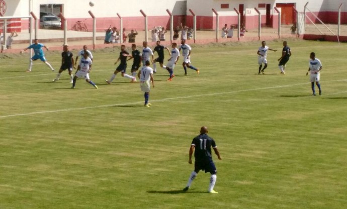 Espírito Santo venceu o Linhares por 1 a 0, em amistoso no Estádio Joaquim Calmon (Foto: Divulgação/Espírito Santo)
