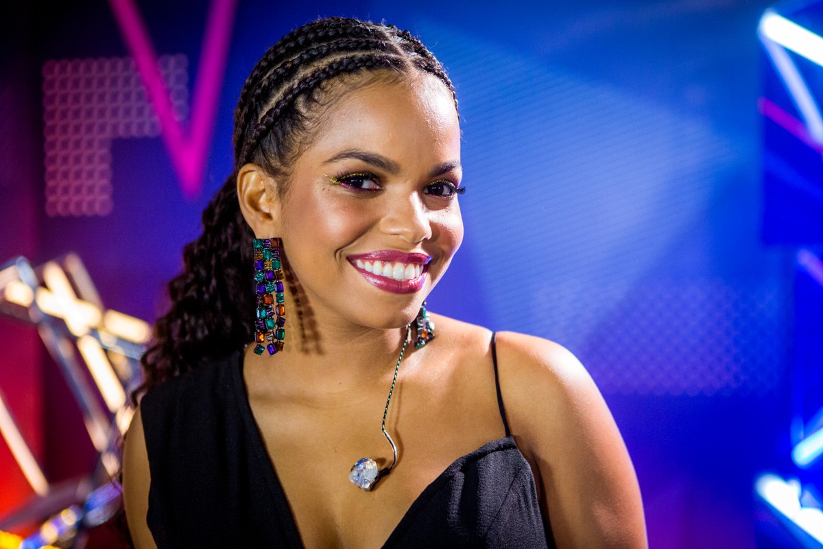 Jeniffer Nascimento celebra convite para gravar com cantor: 'Topei na ...