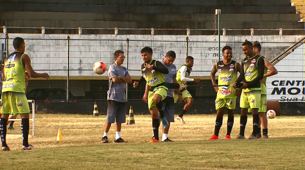 Comercial durante treino no Palma Travassos (Foto: ReproduÃ§Ã£o/EPTV)